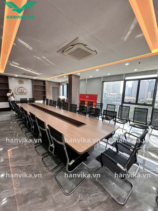 du-an-set-up-ban-ghe-van-phong-tai-ha-dong-hanvika